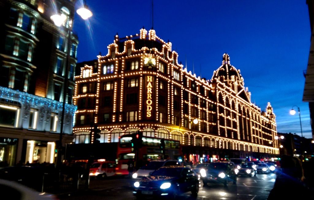 Harrods berühmtes Luxus-Kaufhaus - Sehenswürdigkeiten in London