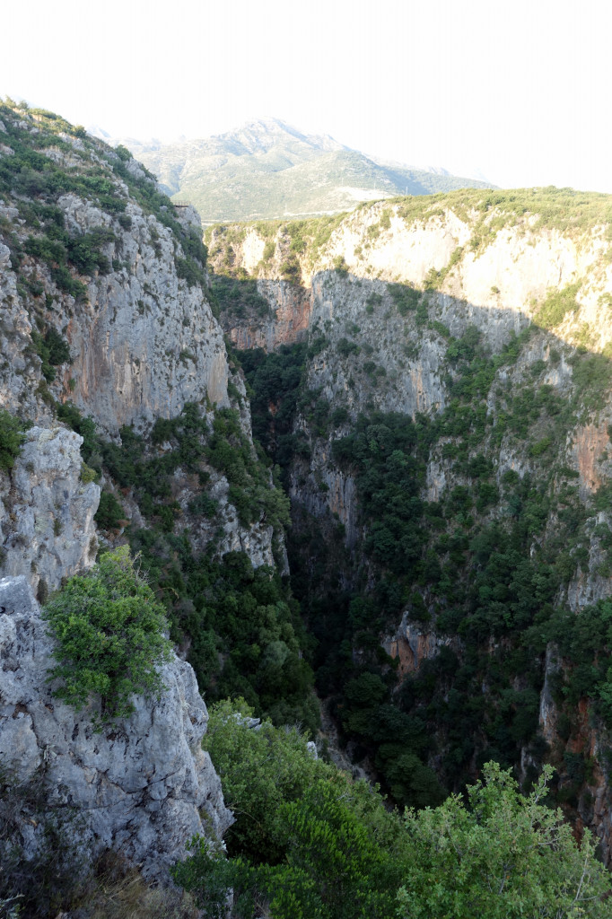 Sehenswürdigkeiten in Albanien: Gjipe Canyon von oben