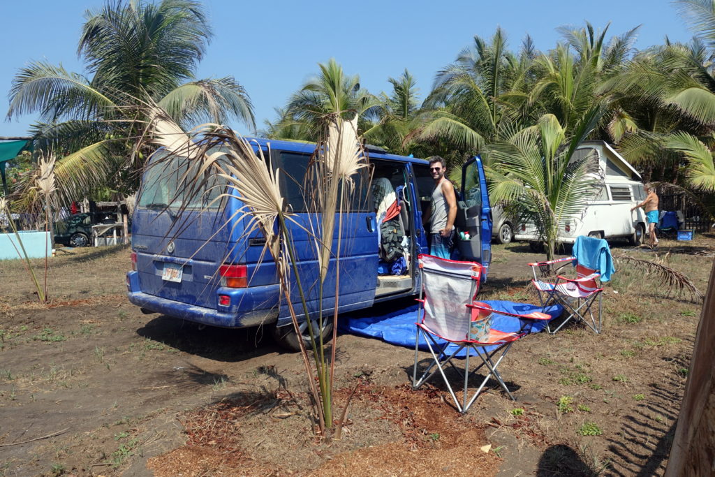 Vanlife in Zentralamerika - Am Strand von Guatemala