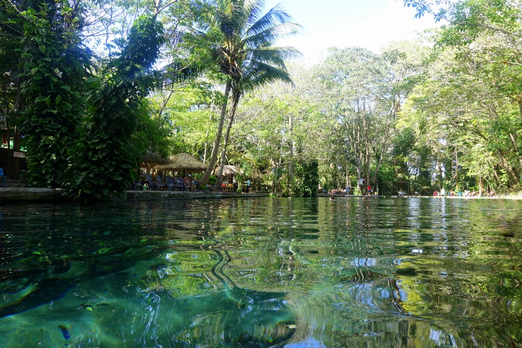 Natürliches Wasserbecken Ojo de Agua auf Ometepe - Nicaragua Reisebericht