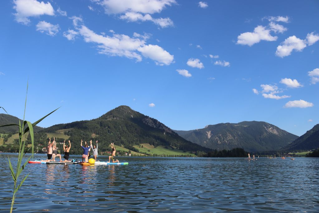 SUP-Yoga auf dem Schliersee