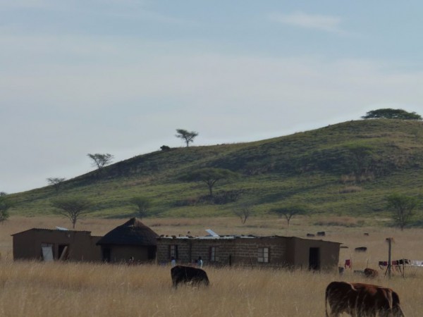 Swasiland - Hütten in der Landschaft