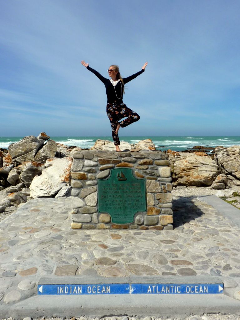 Highlights Garden Route: Am Cape Agulhas treffen sich nicht nur die Ozeane, sondern auch die Landschaft ist besonders schön