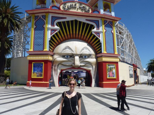 Der berühmte Eingang vom Luna Park: Der geöffnete Mund eines gruseligen Clowns